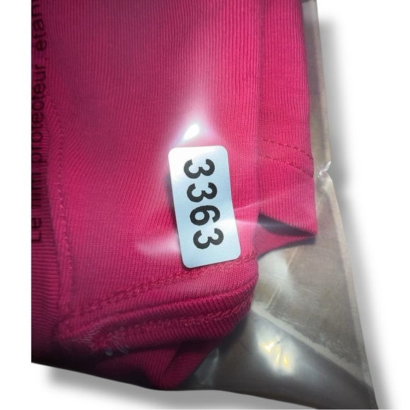 NWT LULULEMON Love Curved-Hem Crewneck T-Shirt - Passionate 16 - Picture 13 of 13